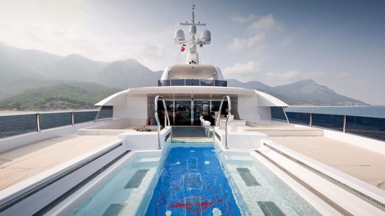 Life On Board Yacht IRIMARI