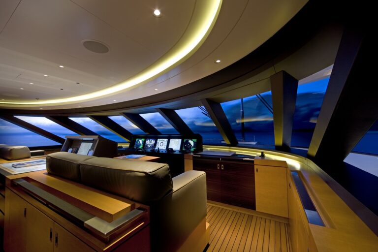 Bridgedeck On Board Yacht LADY BRITT