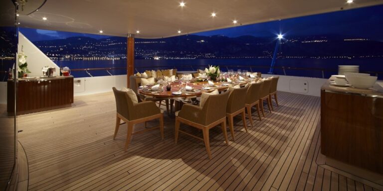 Al Fresco Eating/dining Aboard Yacht LADY BRITT