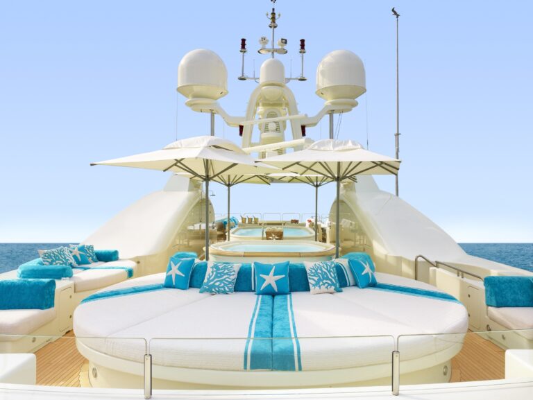 The 64m Yacht MARIA