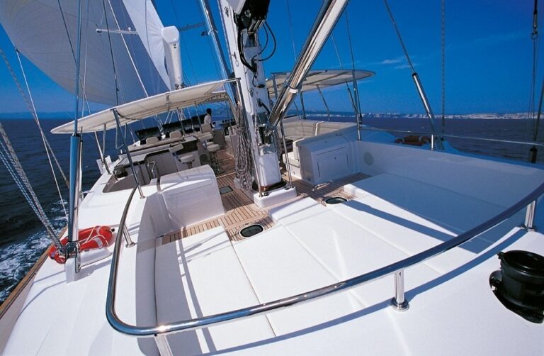 Fly-deck Aspect Aboard Yacht SPIRIT OF THE C'S