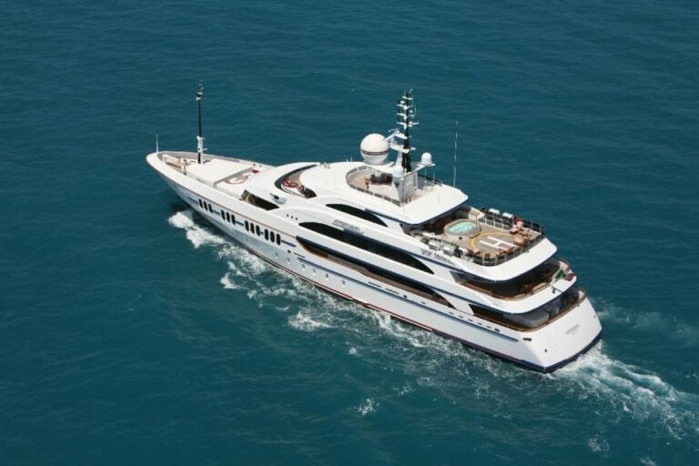 The 65m Yacht AMBROSIA III