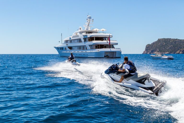 65M CUSTOM SUPERYACHT