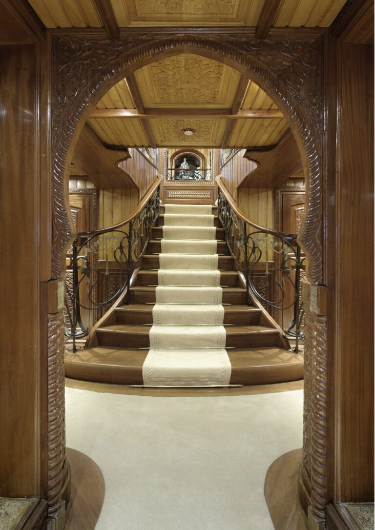 The 65m Yacht LA SULTANA