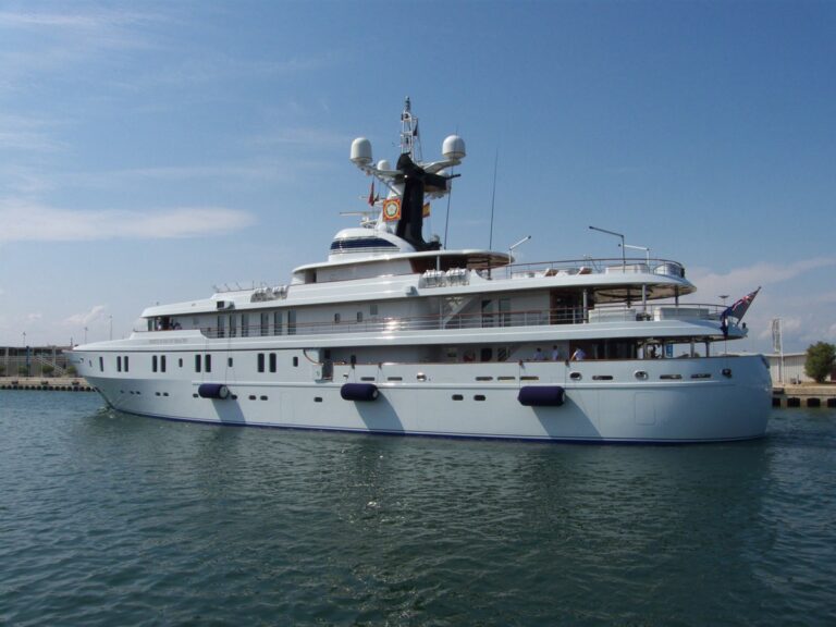 The 65m Yacht WHITE ROSE OF DRACHS