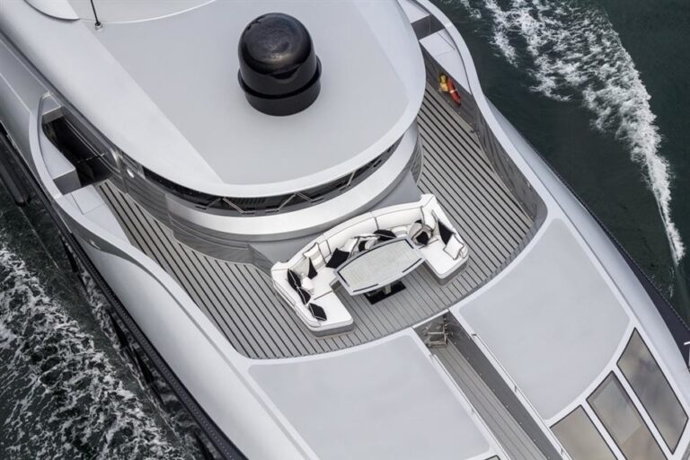 The 66m Yacht OKTO