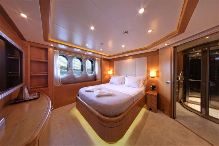 Guest stateroom