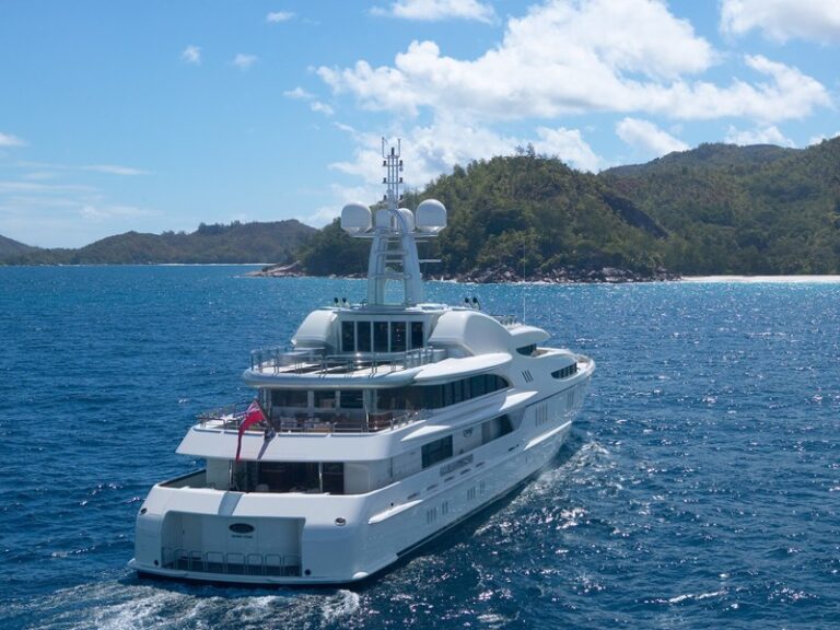 The 67m Yacht ANNA