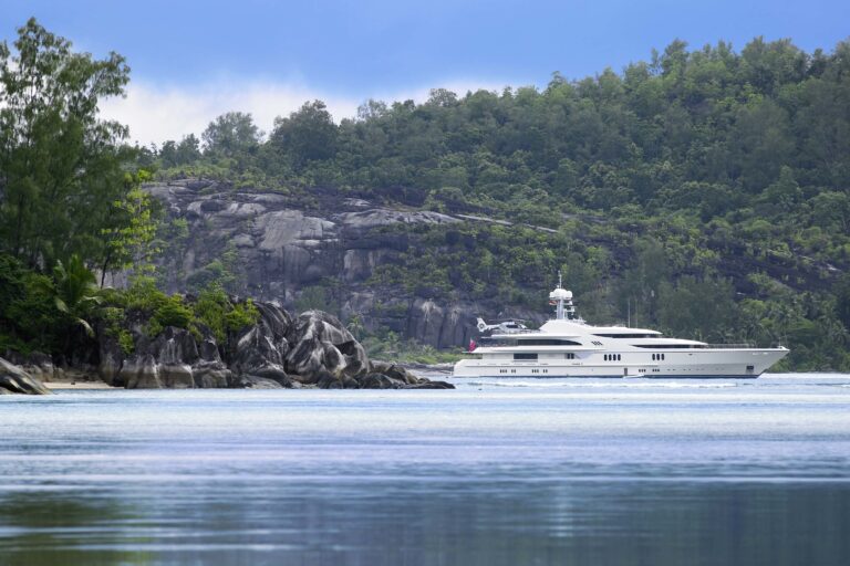 The 67m Yacht ANNA