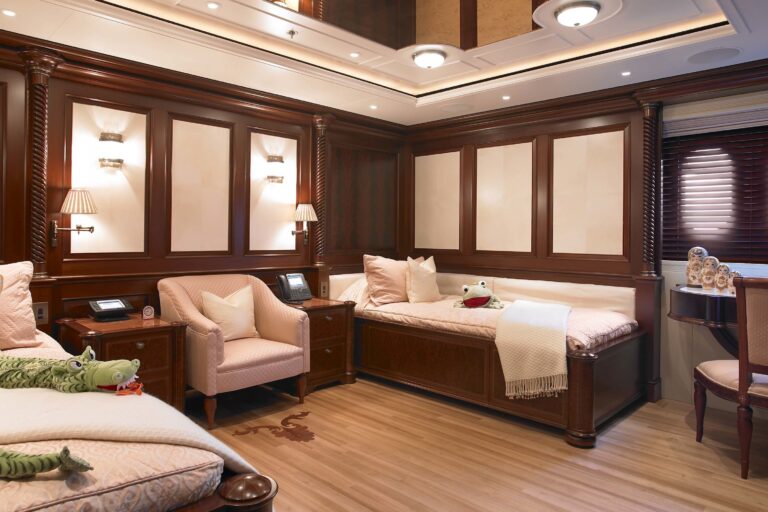 The 67m Yacht ANNA