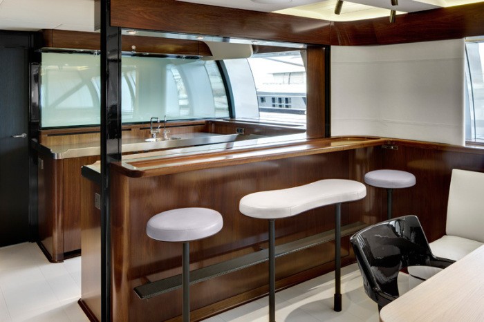 Vertigo Drinks Bar On Yacht VERTIGO