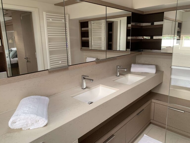 Ensuite
