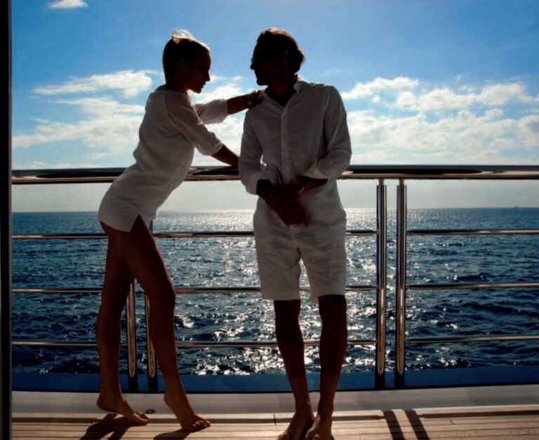 Balcony / Terrace: Yacht SYCARA V's Premier Saloon Photograph