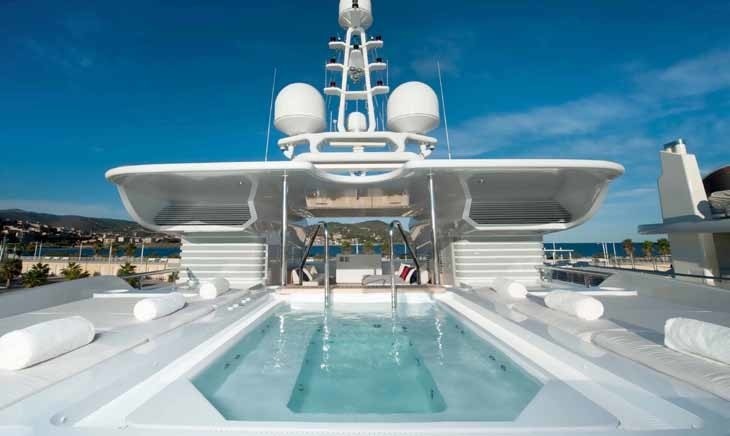 Life On Board Yacht TRIPLE SEVEN