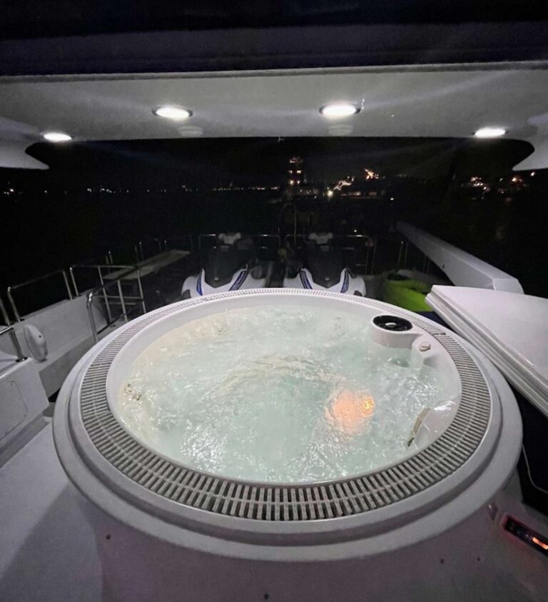 Jacuzzi
