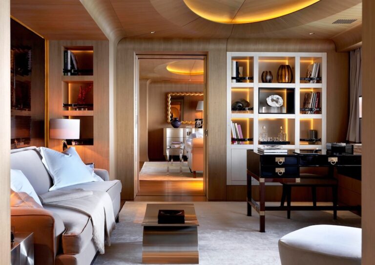 70m NUMPTIA superyacht - Owner Suite - Interior by Salvagni Architetti