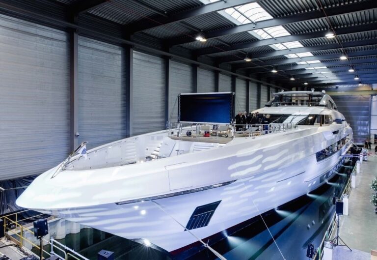 The 70m Yacht GALACTICA SUPER NOVA
