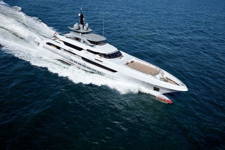 The 70m Yacht GALACTICA SUPER NOVA
