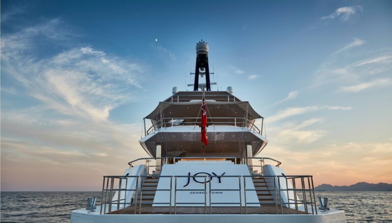 The 70m Yacht JOY