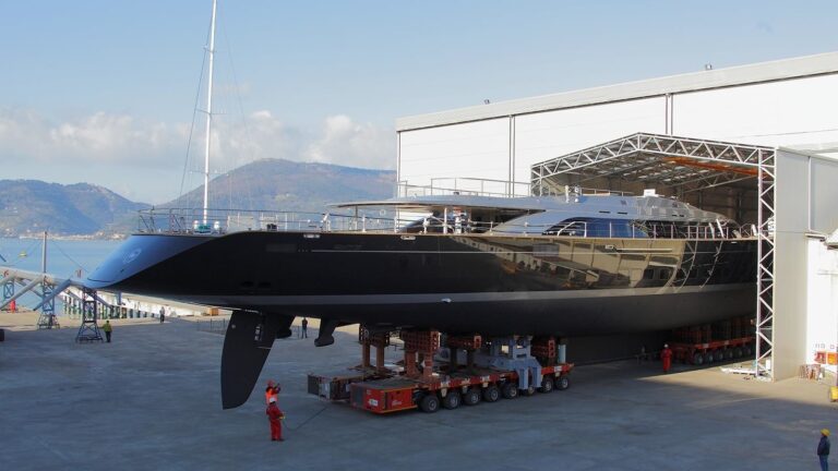 The 70m Yacht SYBARIS