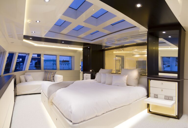 Main Master Cabin On Board Yacht ENIGMA XK
