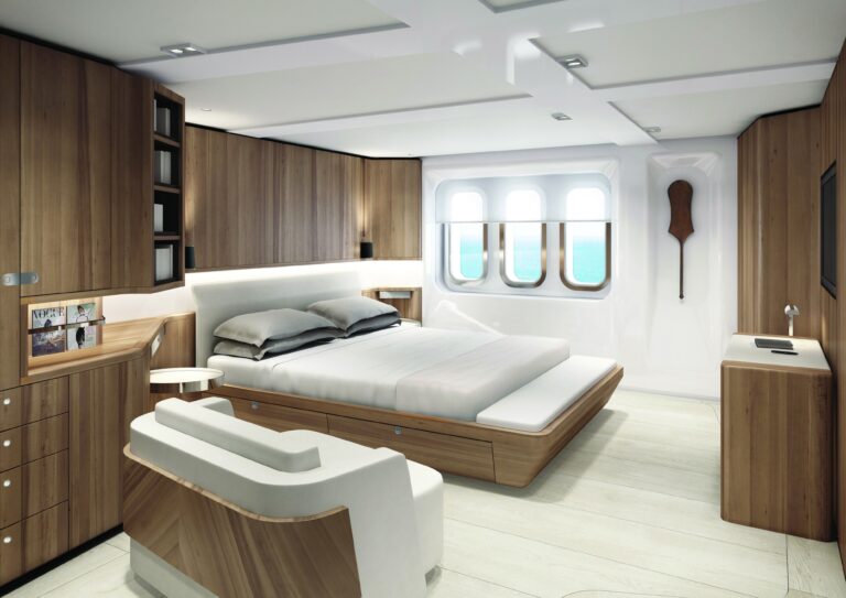 The 72m Yacht CLOUDBREAK