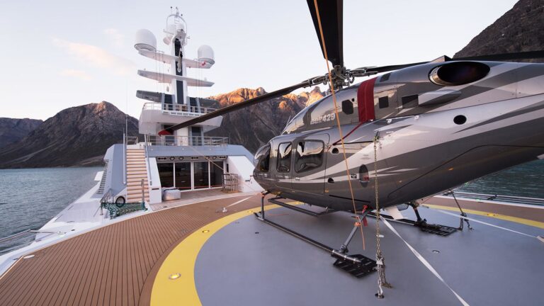 The 72m Yacht CLOUDBREAK
