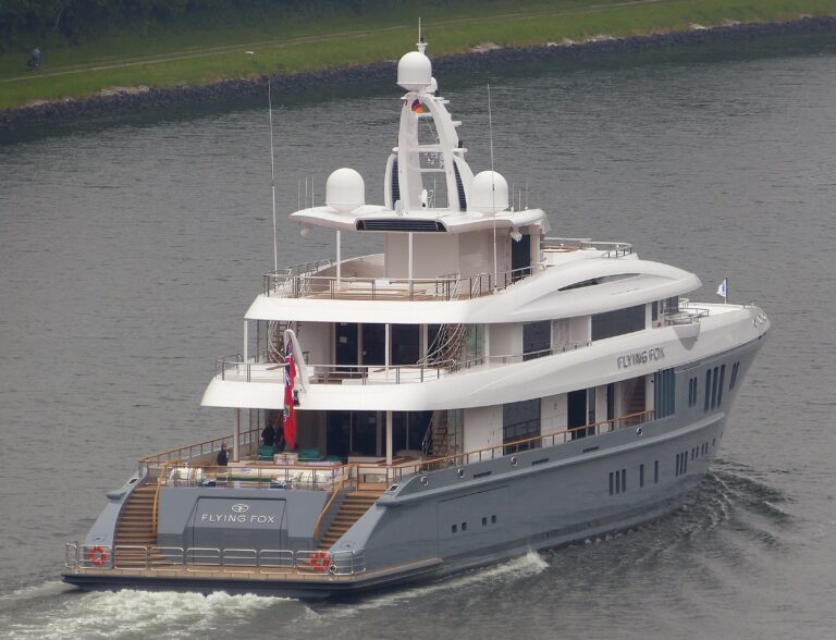 The 73m Yacht FLYING FOX