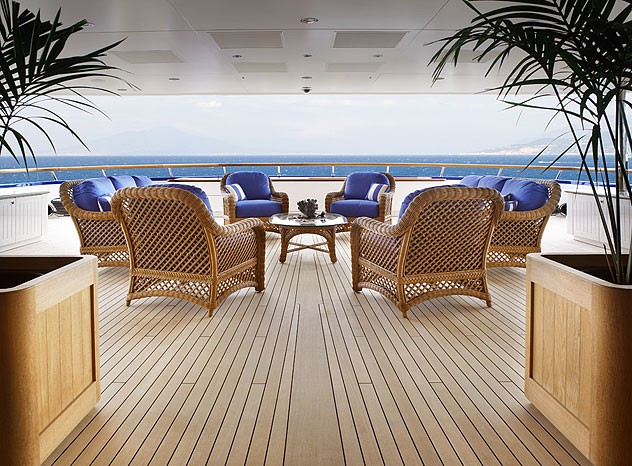 upper deck aft area