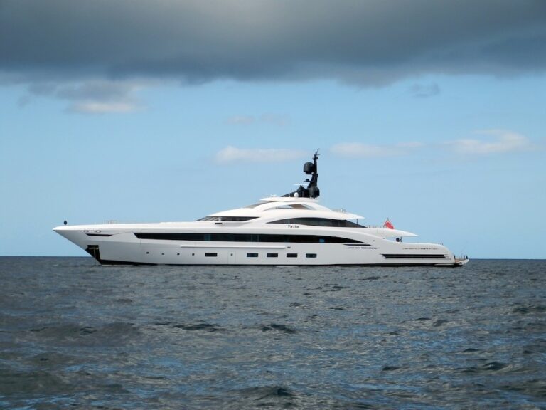 The 73m Yacht YALLA