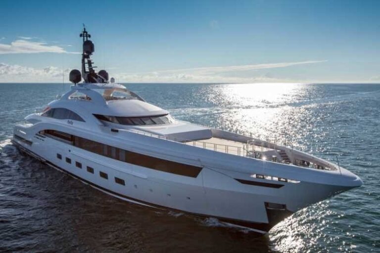 The 73m Yacht YALLA