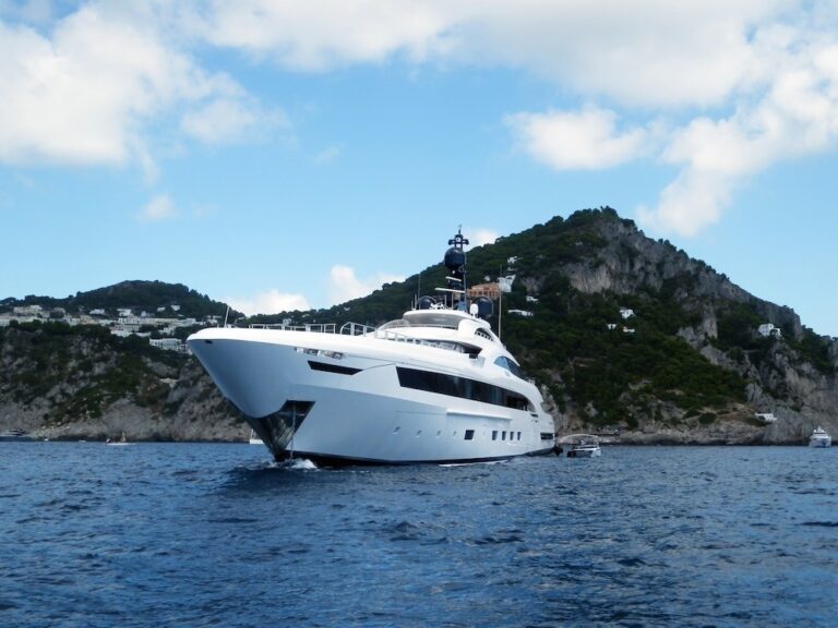 The 73m Yacht YALLA