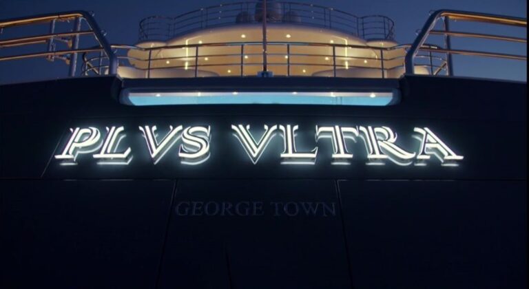 The 74m Yacht PLVS VLTRA