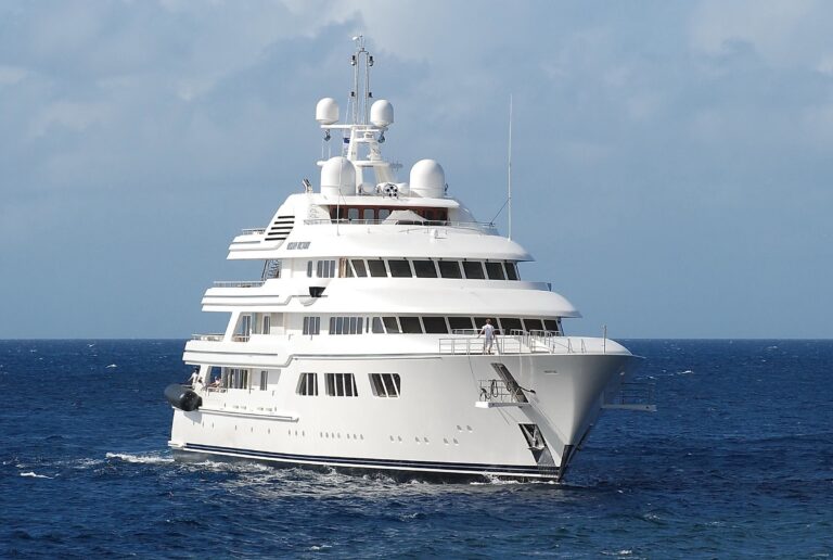 The 75m Yacht EBONY SHINE