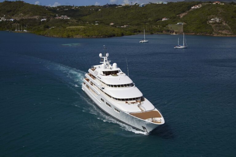 The 75m Yacht EBONY SHINE