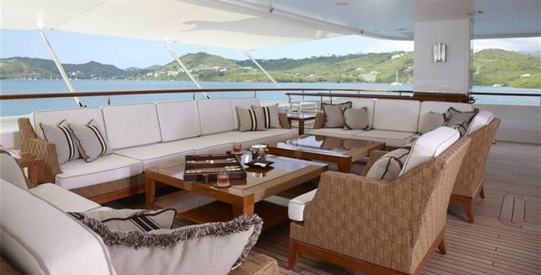 The 75m Yacht EBONY SHINE