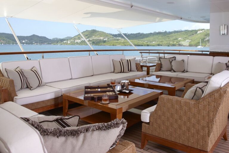 The 75m Yacht EBONY SHINE