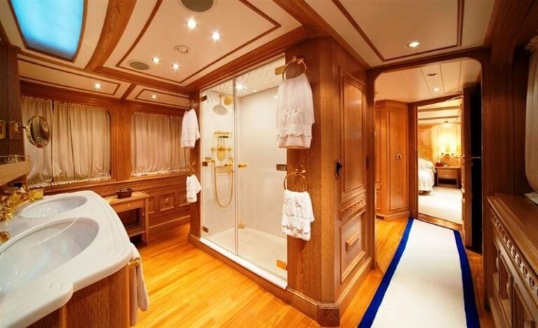 Personal Bath Aboard Yacht ENIGMA