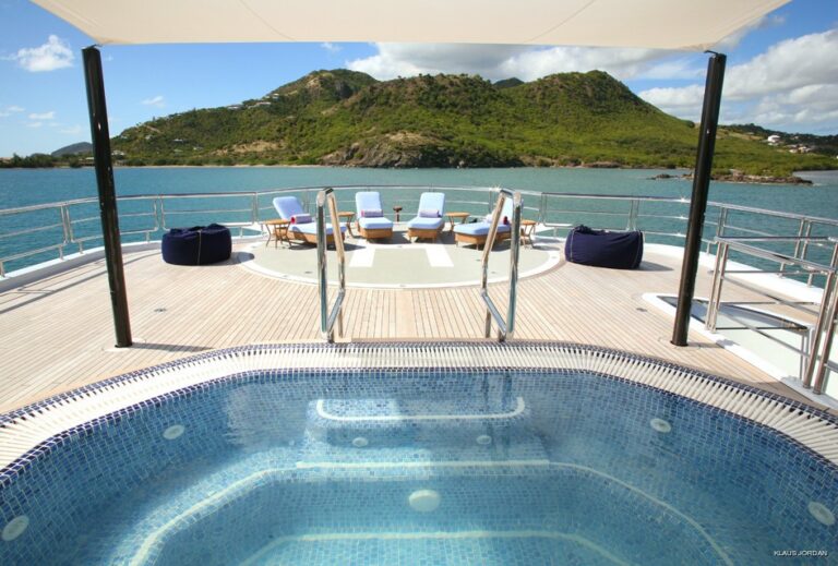 Helicopter Pad With Swimming Pool