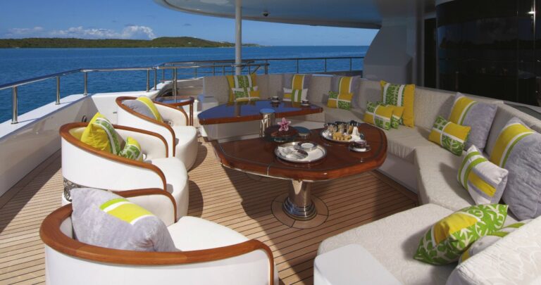 lounge deck aft outside area