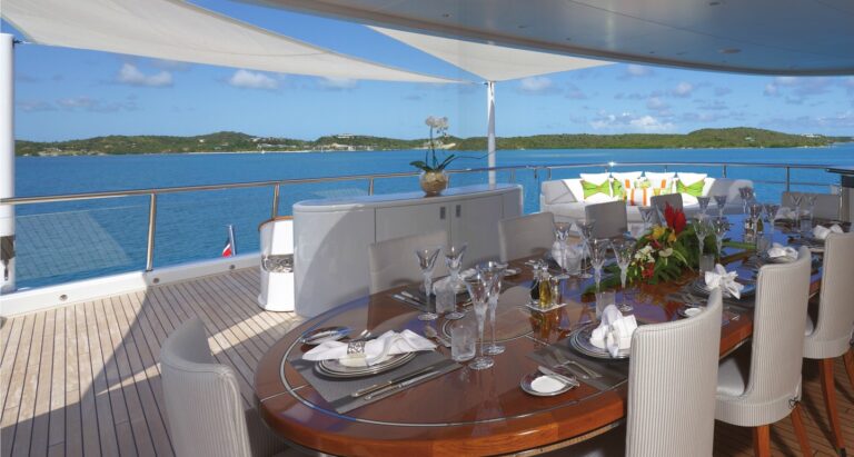 alfresco dining
