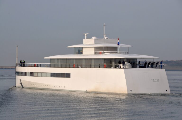 The 78m Yacht VENUS