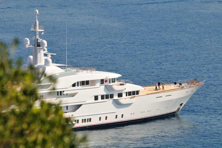 The 79m Yacht HAMPSHIRE II