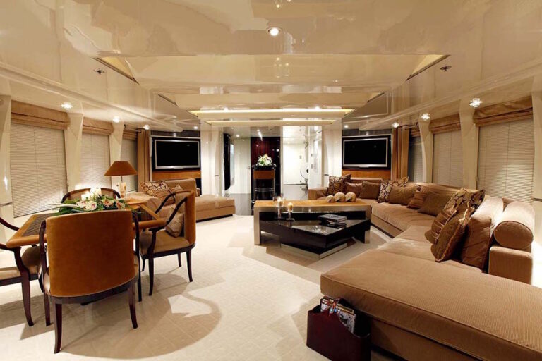 Upper Deck Salon