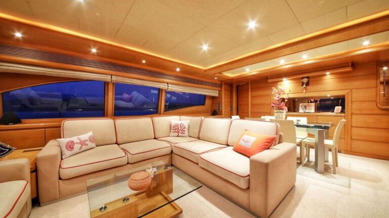 saloon