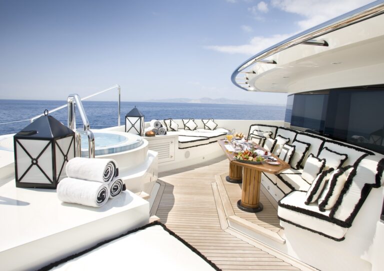Jacuzzi Pool On Yacht ALFA NERO