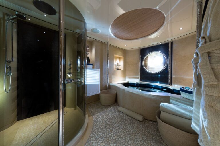 beach club spa