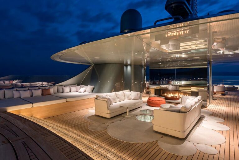 upper deck