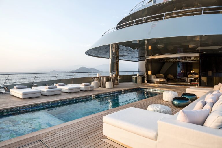The 84m Yacht SAVANNAH