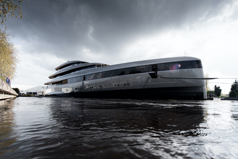 84m Luxury Yacht Project 710